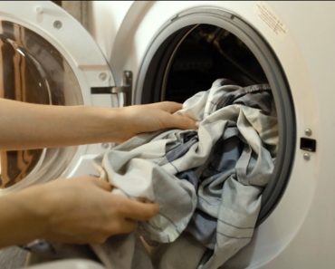 Wil jij het beddengoed wassen? Deze 4 fouten maakt bijna iedereen